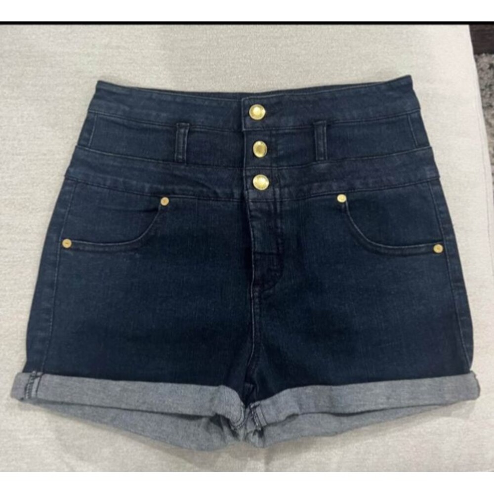 Arden B High-Waisted Shorts-Size 6